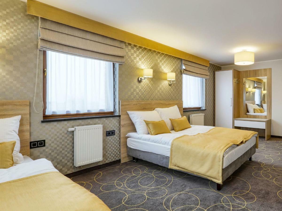 Hotel Antek Zlinice ภายนอก รูปภาพ